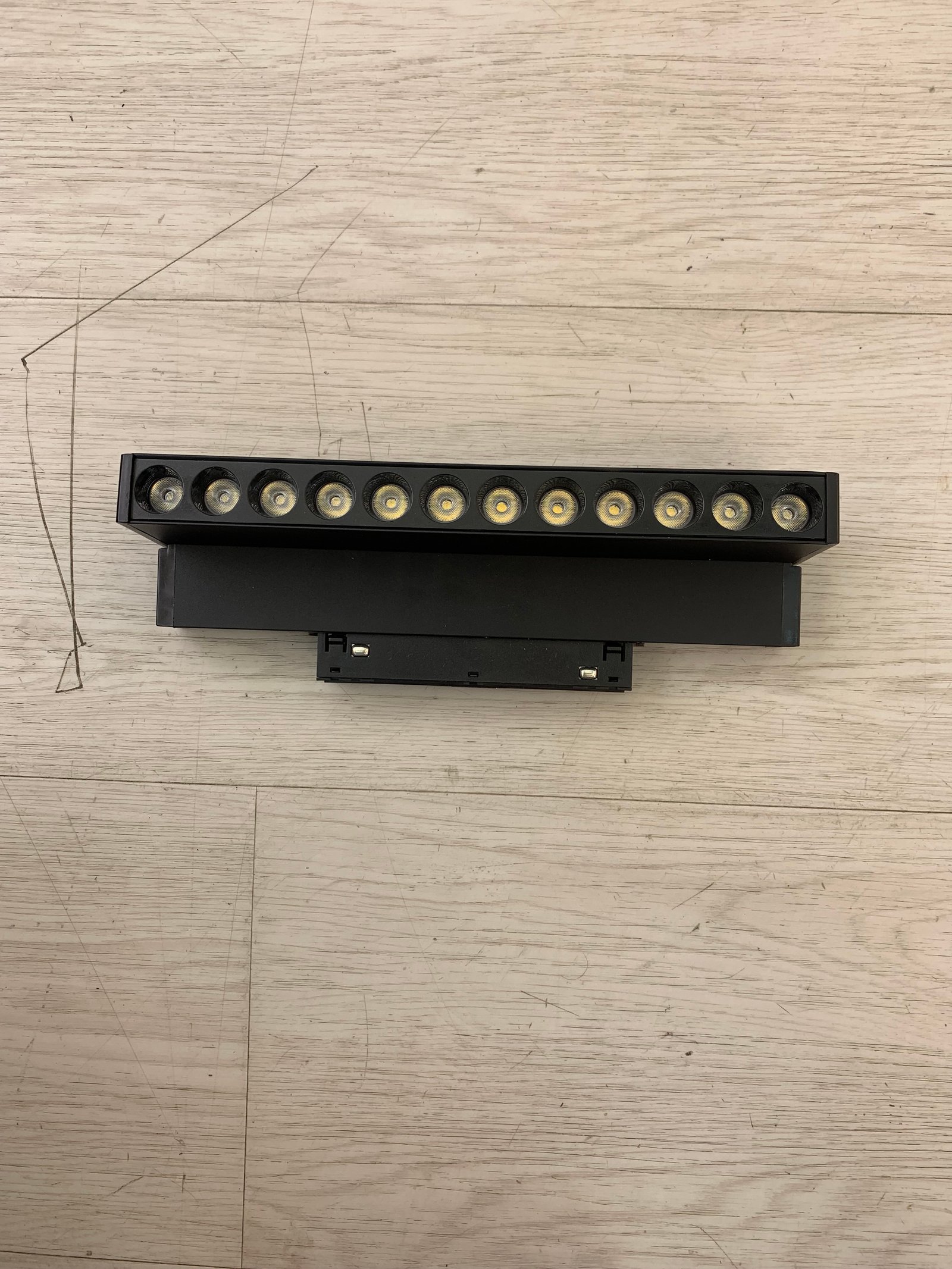Magnetic light view 3